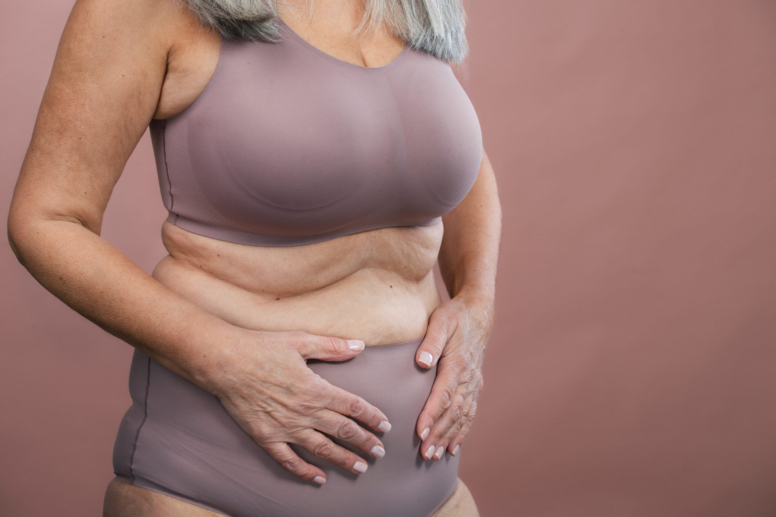 Abdominoplasty (Tummy Tuck): Restoring Confidence and Comfort at Adnova Clinic 